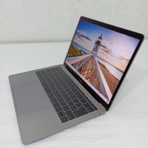 لپ تاپ استوک Macbook pro 2017/i7 3.1GHz/16/500