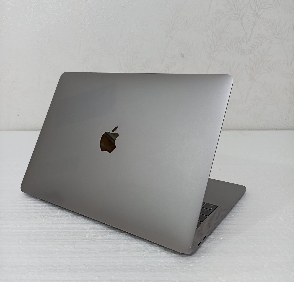 لپ تاپ استوک Macbook pro 2017/i7 3.1GHz/16/500 - Image 3