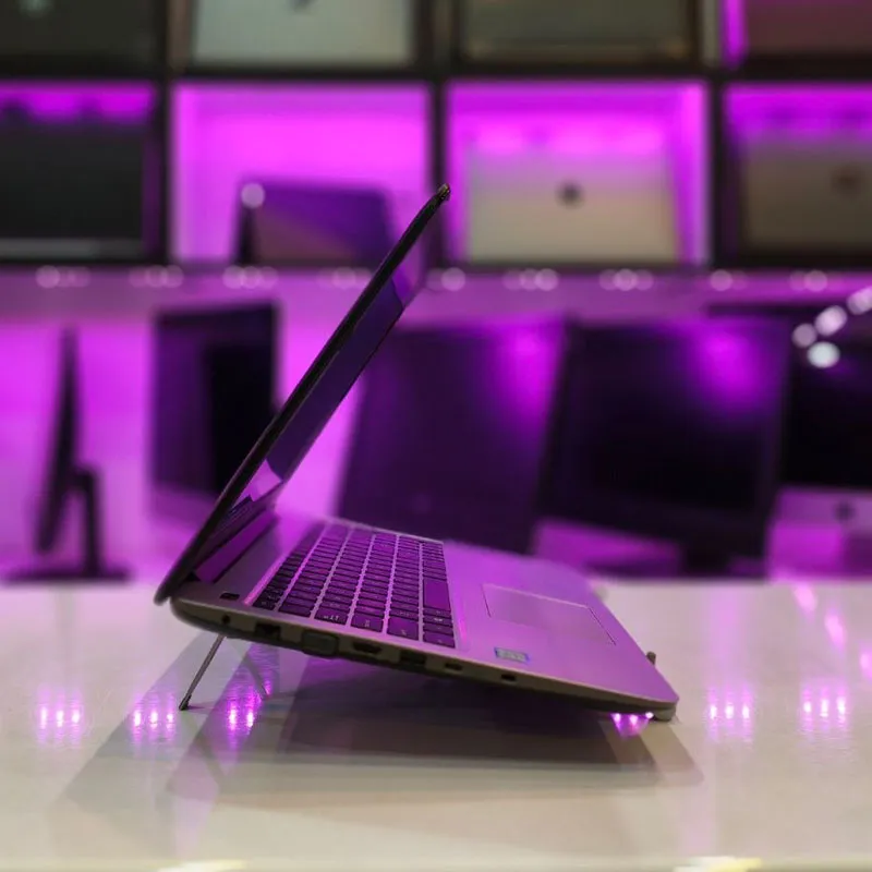لپ تاپ استوک ایسوس ASUS X556UAK | i7 7500U | 8GB RAM | 256GB SSD | 15.6 inch FHD - Image 4