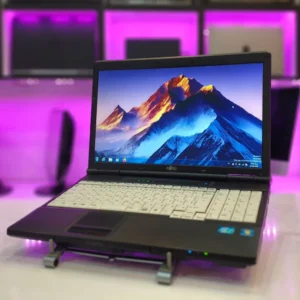 لپ تاپ استوک فوجیتسو Fujitsu LifeBook A572/E | i3 2370M | 4GB | 256HDD | 15.6″ HD